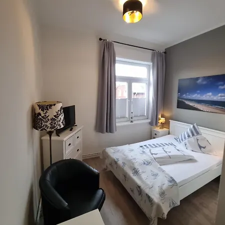 Hotel-cafe-lindow