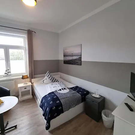 Hotel-cafe-lindow *