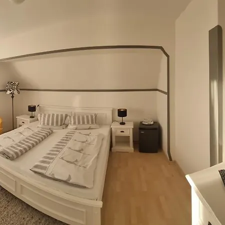 Hotel-cafe-lindow Hotel Wenningstedt-Braderup
