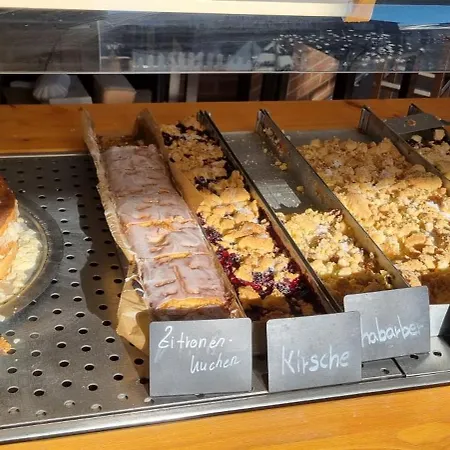 Hotel-cafe-lindow ヴェニングシュテット