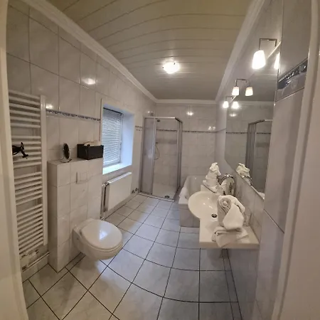 Hotel-cafe-lindow * Wenningstedt-Braderup