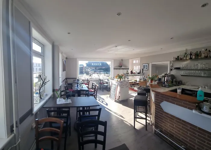 מלון Hotel-cafe-lindow Wenningstedt-Braderup